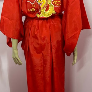 Vintage 70s Red Asian Embroidered Dragon Robe. Red Kimono Robe S/M - Etsy