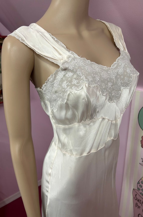 Vintage 40s Ivory Rayon Satin Nightgown with Lace… - image 5