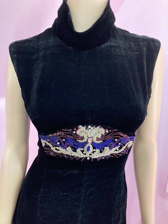 Beautiful Vintage 60s Black Silk Velvet Dress wit… - image 3