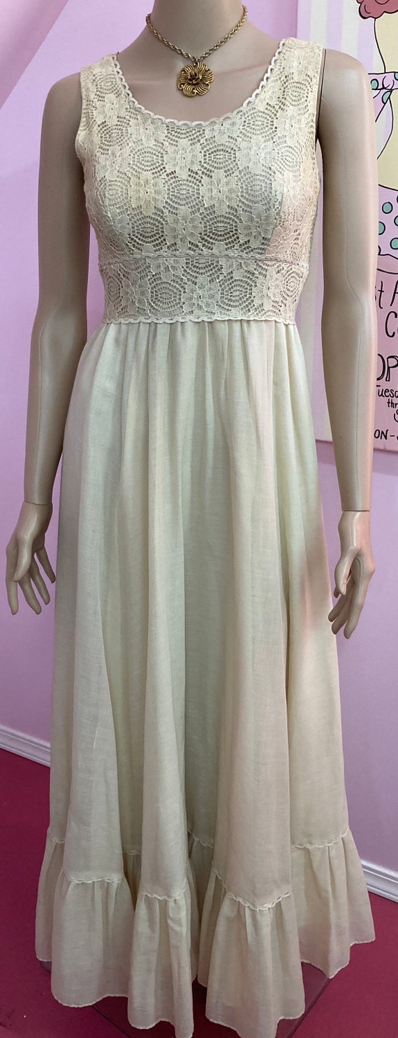 Ecru vintage occasion dress clearance