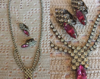 Vintage 50s Rhinestone Necklace & Clip on Earrings Set...Clear and Fuchsia