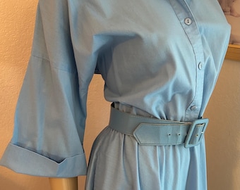 Vintage 70s American Shirtwaist Dress. Light Blue Shirtwaist Dress. 70s does 50s Shirtwaist Dress. Full Skirted Dress. M