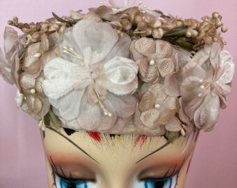 Vintage 1950s mocha pillbox hat with veil Vintage 1950s 1960s Pillbox Hat With Veil Novelty Pineapple  main image 3