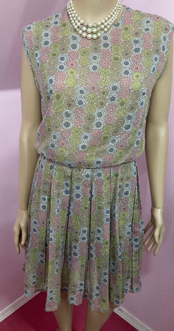 Vintage 50s Sheer Sleeveless Day Dress.Gray Flora… - image 2