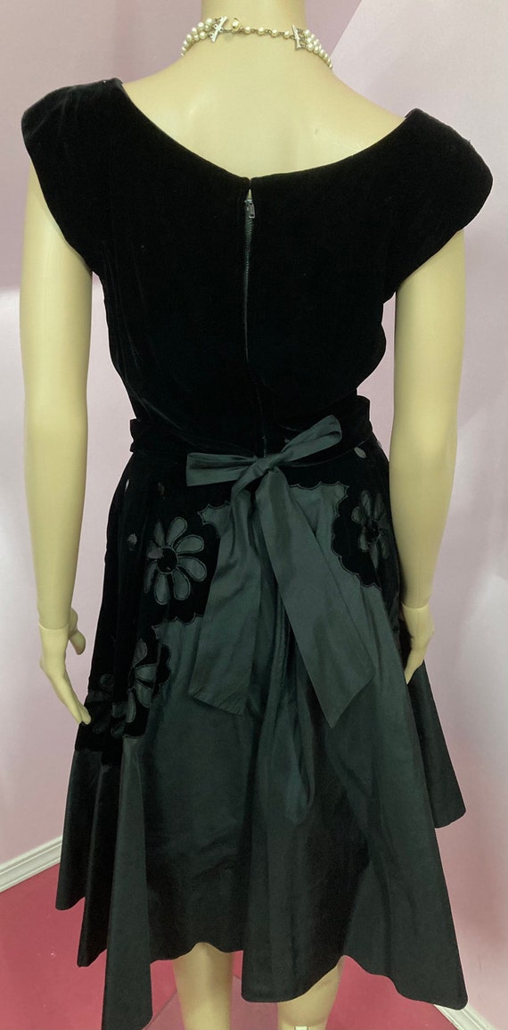 Vintage 50s Hannah Troy Original Dress. Black Vel… - image 10