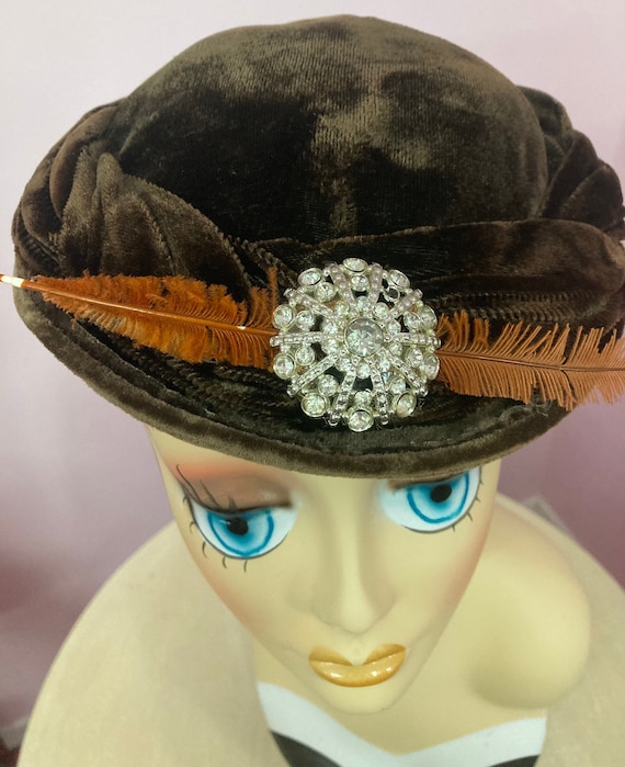 Vintage 40s hat with feather Vintage Pink Ostrich Feather 1940s Hat Vintage 40s Tilt Hat  main image 4