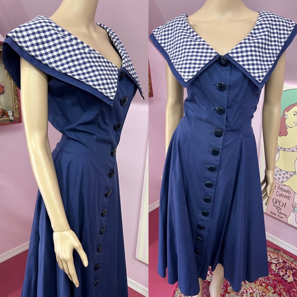 Vintage 50s Navy Blue Cotton Day Dress with Blue & White Gingham Collar and Full Skirt  S/M