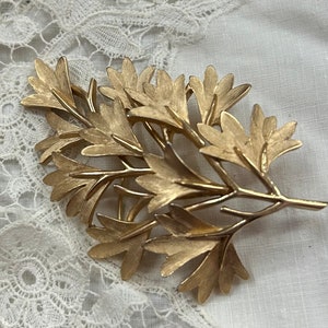 Vintage 70s Trifari Leaves on Branch Brooch