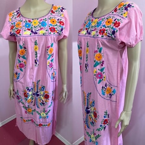 Vintage 70s Pink Cotton Embroidered Mexican Dress.