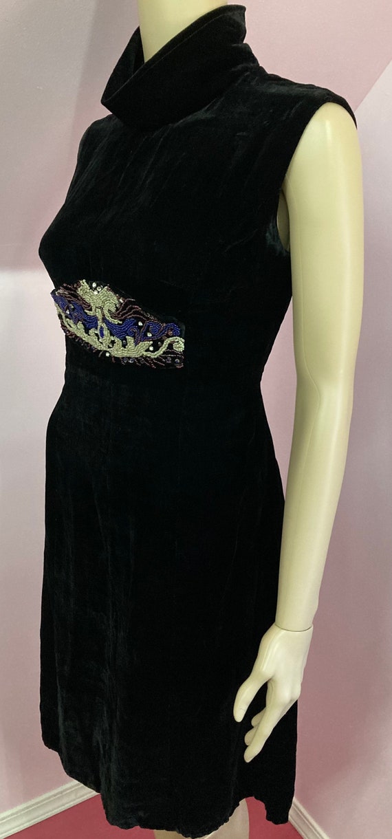 Beautiful Vintage 60s Black Silk Velvet Dress wit… - image 6