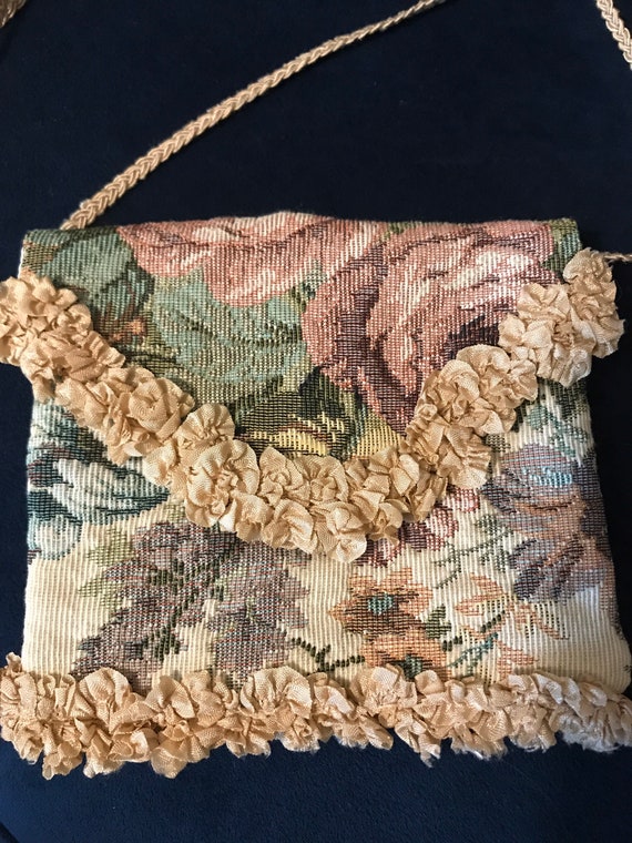 Vintage 90s Tapestry Purse. Ivory Tapestry Crossb… - image 2