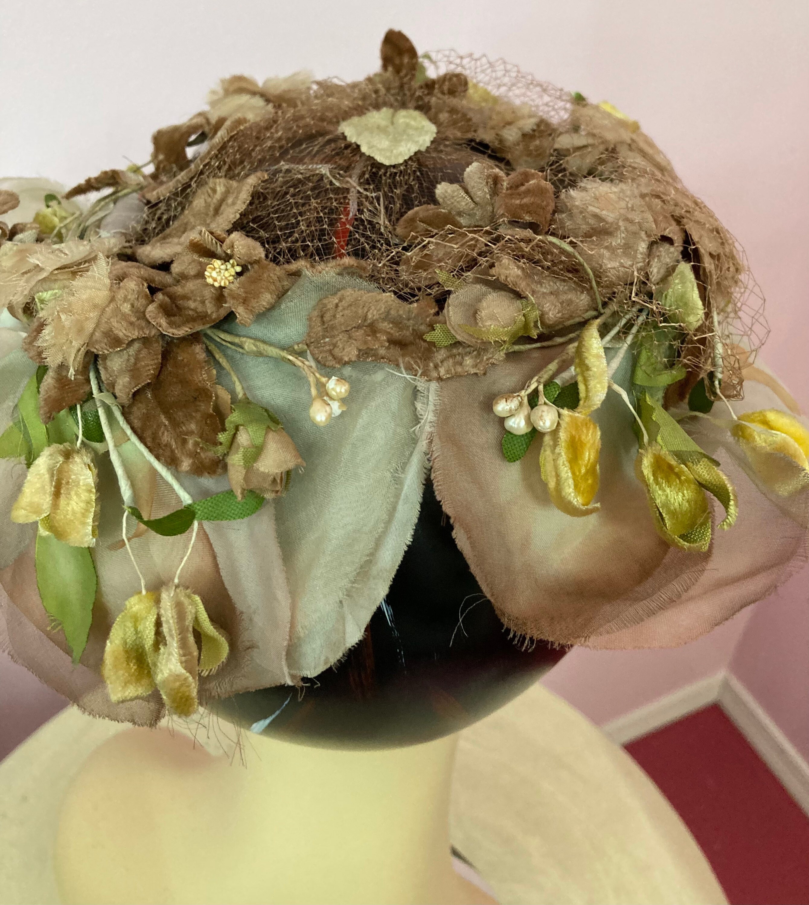 Vintage 50s/60s Yellow Floral Hat with netting that‎ ties under chin Vintage Women main image 2
