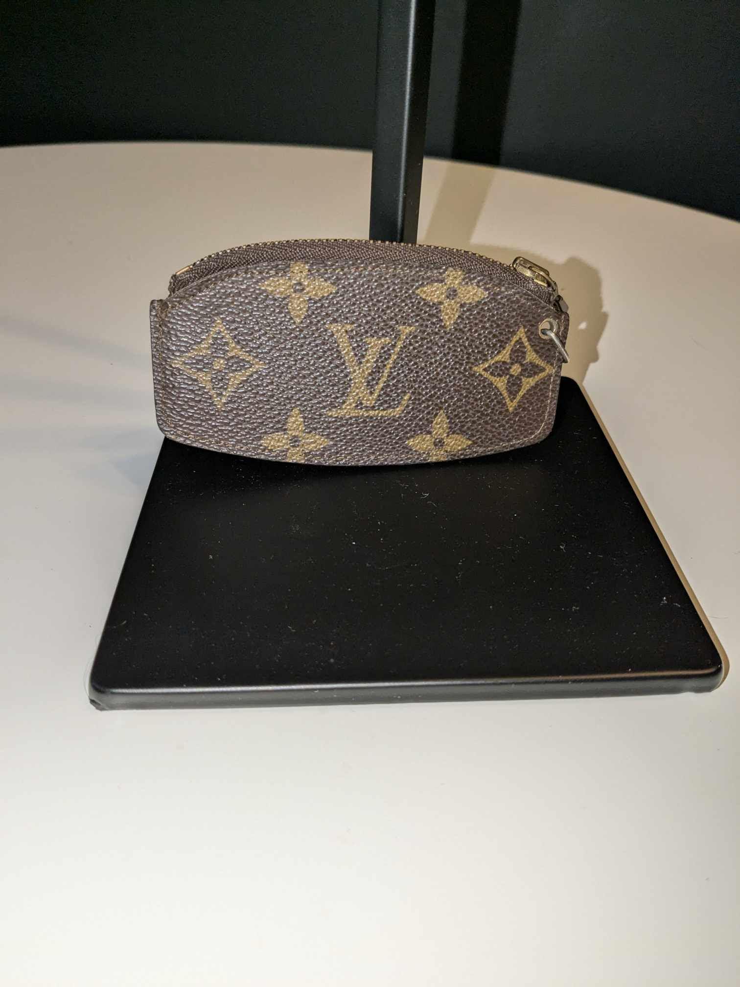 Coin purse keychain louis vuitton deals