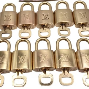 1x Random USA SELLER POLISHED! Authentic Louis Vuitton Brass Gold Lock Key lv Vintage Lock Key