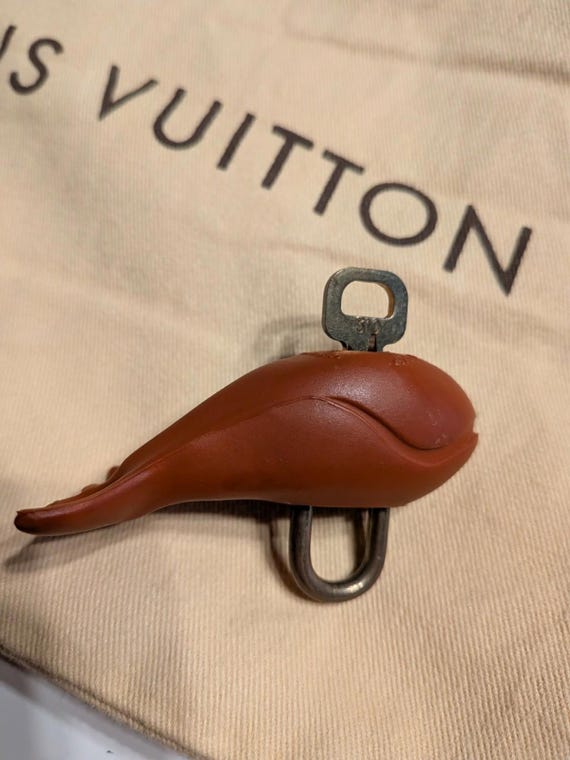 RARE! Louis Vuitton America's Cup Limited Edition 1995 Whale Pad Lock 310