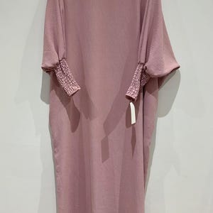 Batwing Abaya for Women with Pocket – One Size Fits All | Modest Islamic Dress | Loose Fit Kaftan Style Abaya | Elegant Muslim Maxi Dress