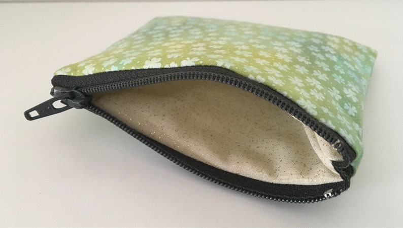 Shamrocks Hand-dyed Coin Purse Green St Patricks Day Change Purse Small Cotton Zipper Pouch