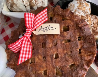 Faux Mini Apple Pie ~ Primitive Mini Apple Pie ~ Prim Mini Apple Pie