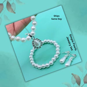 Conjunto de joias com pérolas artificiais brancas: colar, pulseira e brincos