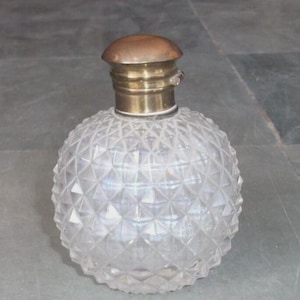 Vintage Diamond Cut Glass Perfume Bottle with Brass Lid, Antique Pocket Scent Bottle, Collectible Art Deco Style small glass ittar bottle