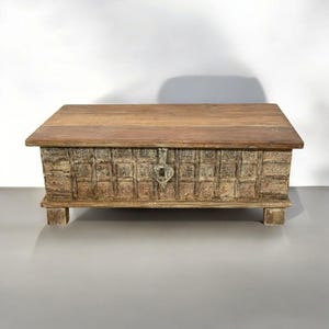 Vintage Teak Chest, Vintage Wooden Trunk Coffee Table with Metal Lock | Rustic Chest Storage Table | Handcrafted Solid Wooden Trunk Table