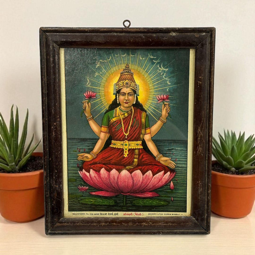 Mahalakshmi Ravi Vintage Shri Lakshmi Lithograph: Raja Ravi Varma Style, Modern Litho ...