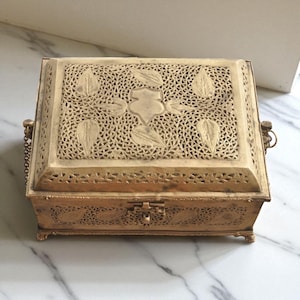 Vintage Indian Brass Betel Nut Box with compartments, Antique brass Paan Box, Antique Supari box, Jewelry Box, Trinket Box, indian box