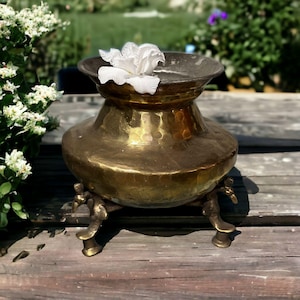 Vintage Brass Pot with Peacock Legs – 85-Year-Old Uruli Flower Bowl, Antique Indian Brass Planter, Patina Decor Bowl, Collectible Vessel