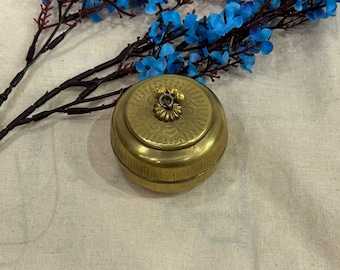 Vintage Brass Box, Vintage Brass Mini Storage Box – Handcrafted Decorative Keepsake with Lid , Collectible Box for Cards, Jewelry & Trinkets