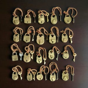 Rare 20 Piece Vintage Indian Brass Padlocks Set, Antique Penny Locks with Keys , Antique Mini Brass Padlocks, Collectible Lock Set