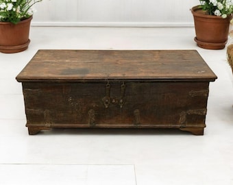 Vintage Indian Wooden Trunk: Rustic Coffee Table Blanket Box
