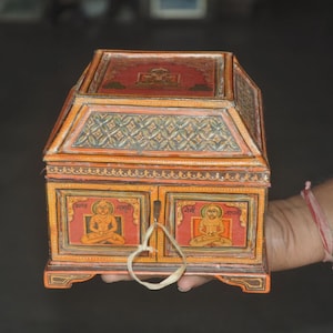 Vintage Hand-Painted Jain Temple Box: Antique Indian Jewelry Trinket Box