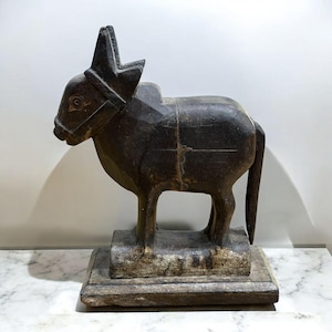 Antique wooden Indian Nandi Bull from India, 19th century, 19th Century Hand-Carved Indian Sacred Cow, Rare Vintage Folk Art Collectible