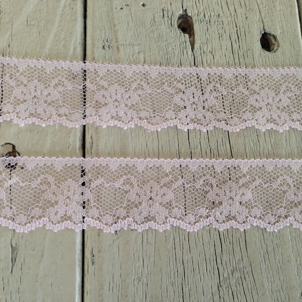 Flat Raschel Lace -LIGHT PINK 1 3/8 inch 5 yards for 3.35