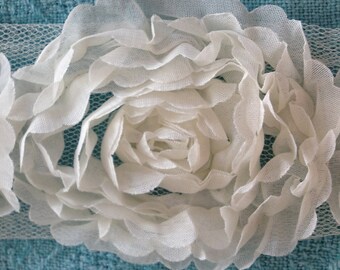 SALE- Shabby Rose Trim in IVORY RUFFLED -2 1/2 inch- 1 yard