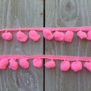 Pom Pom Trim-Pink-2 yards- 1/2 inch Ball