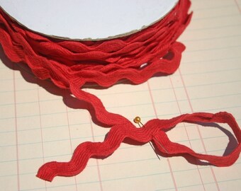 Red Rick Rack - Jumbo Cotton Sewing Ric Rac Trim - 11/16" Wide