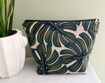 Monstera Makeup Bag, Bags and Purses - Plant, Makeup Pouch, Gift for Her, Gift Under 30, Cosmetic Bag