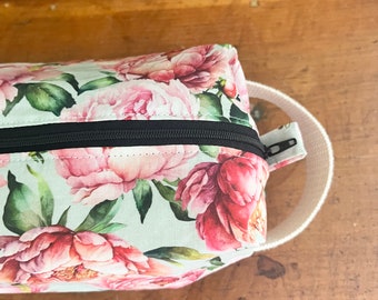Peony toiletry bag, travel pouch, cosmetic bag, makeup bag, floral toiletry bag, travel bag, gifts for girlfriend, gift under 40