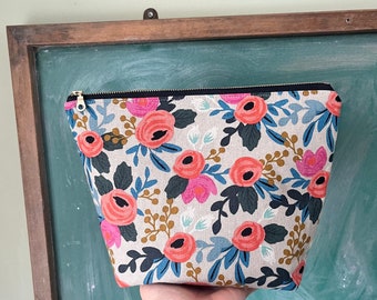 Makeup Bag, Floral Pouch, Storage Bag, Bags and Purses, Makeup Pouch, Gift for Her, Gift Under 40, Cosmetic Bag, gifts for girlfriend