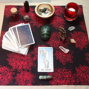 Tappetino per altare Red Lotus Tarocchi Lettura Panno Tessuto di cotone
