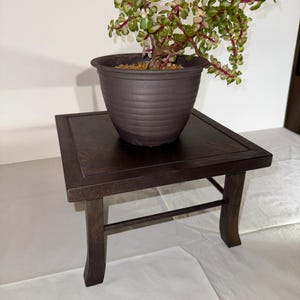 Bonsai stand