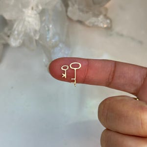 Der Anhänger ist aus 585er Gelbgold