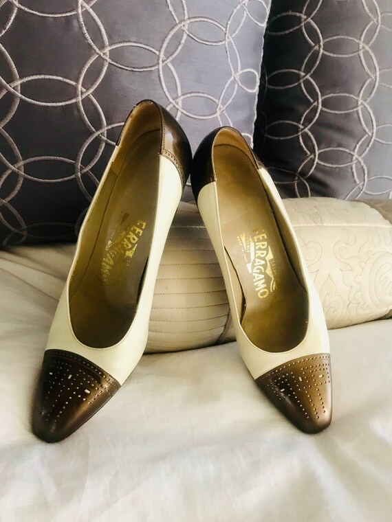 cap toe shoes womens