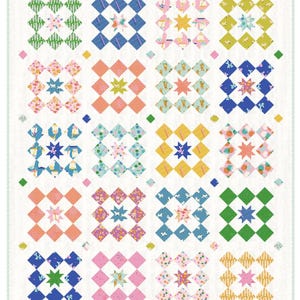 Puede incluir: Un edredón de patchwork colorido con un patrón repetitivo de diamantes y estrellas. El edredón presenta cuadrados en tonos de verde, azul, rosa, naranja y amarillo. Las estrellas tienen varios patrones y colores.