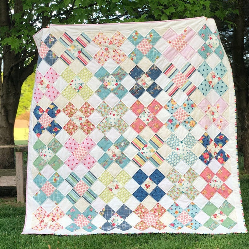 The Honey quilt pattern, granny square quilt, layer cake quilt, precut quilt, x quilt throw quilt pattern image 3