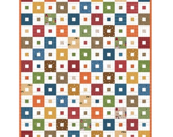 Scamper Quilt Pattern, fat quarter quilt pattern, beginner quilt pattern, fat eighth quilt pattern