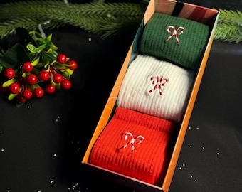 Festive Christmas Sock Gift Set – Holiday-Themed Cozy Socks Green, White, Red Candy Cane Embroidery