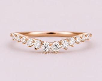 Curved Diamond Wedding Band Gift for Her | Solid Gold Chevron Stacking Ring | Minimal Dainty Bridal Band Jewelry , Everyday Jewel, Laelouris