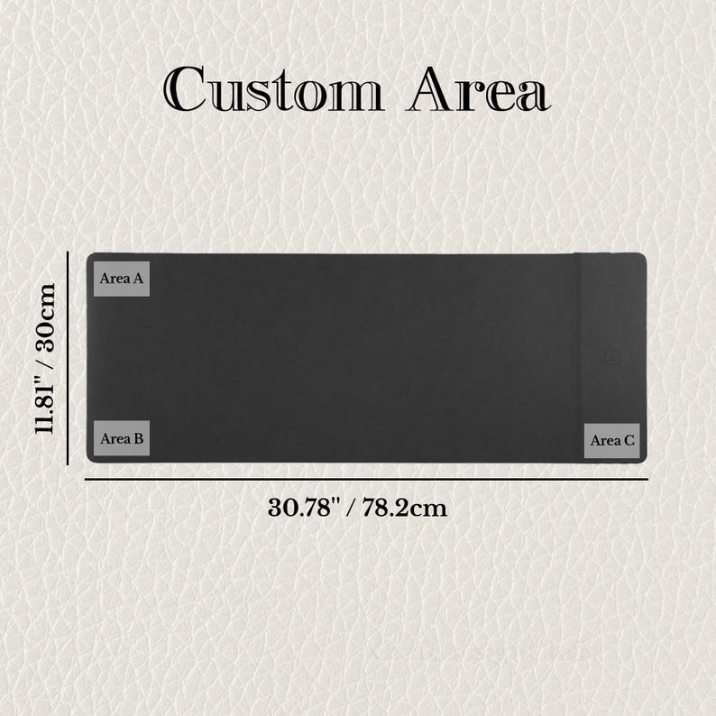 K&ouml;nnte beinhalten: Eine schwarze, rechteckige Schreibtischunterlage mit dem Text "Custom Area". Die Matte ist 78,2 cm lang und 30 cm breit. Sie hat drei beschriftete Bereiche: Bereich A, Bereich B und Bereich C.